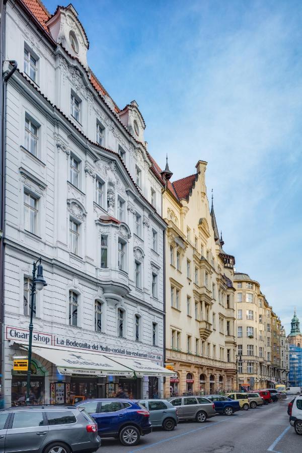 Kaprova - Old Town Apartments Praag Buitenkant foto
